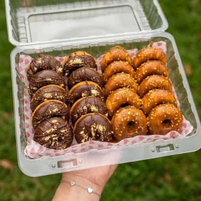 20 Mini Donas con Dulce de leche y Chocolate
